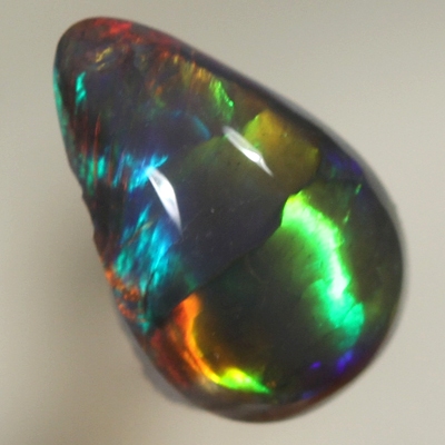 SOLID BLACK OPAL Very bright rolling flashes always